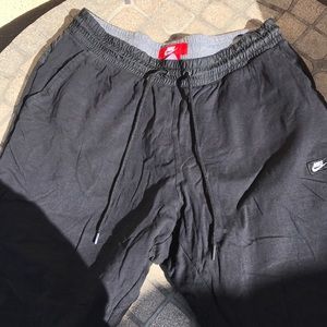 Men’s black Nike Sweatpants